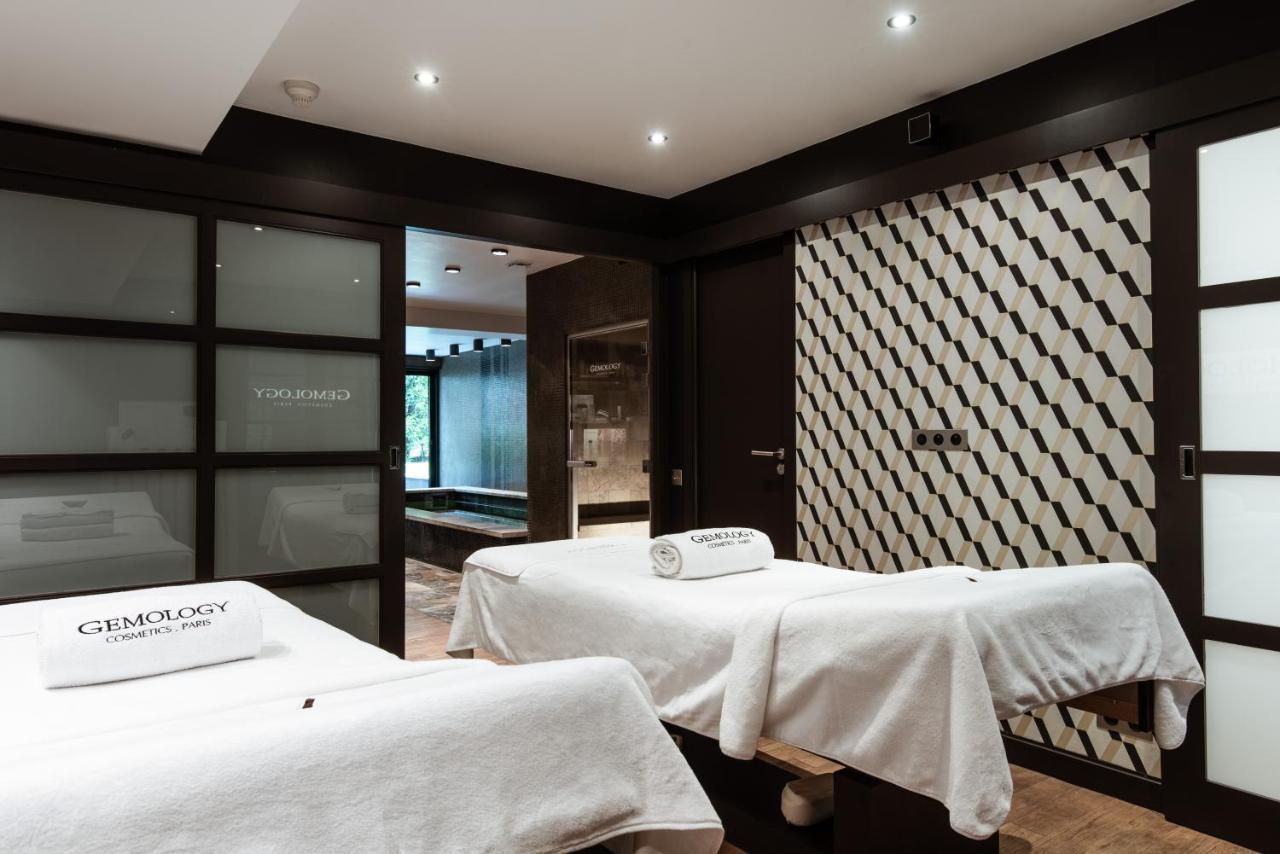 Hotel Montmorency & Spa Carcassonne Exterior foto